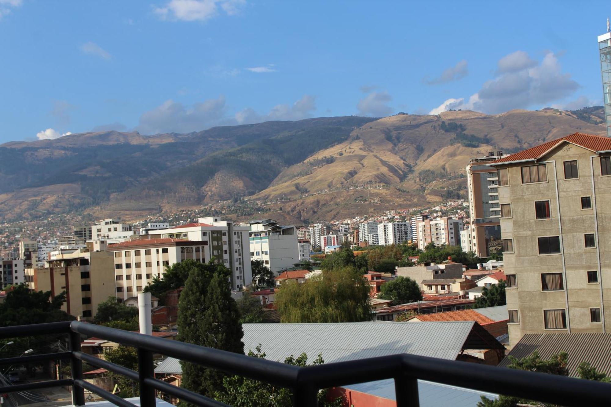 Kunan Hotel Cochabamba Exterior photo